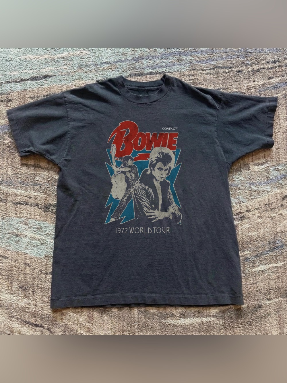 David Bowie T-Shirt Distressed 1972 World Tour Poster Ziggy Official Gildan Tee